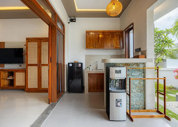 Отель Cove Dharma Kencana
